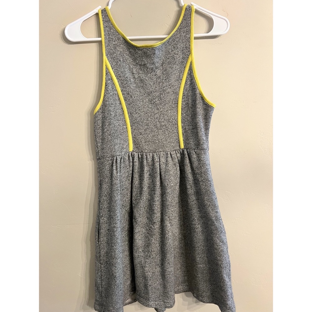 Kenzie Pieces Dress - Picture 2 of 3